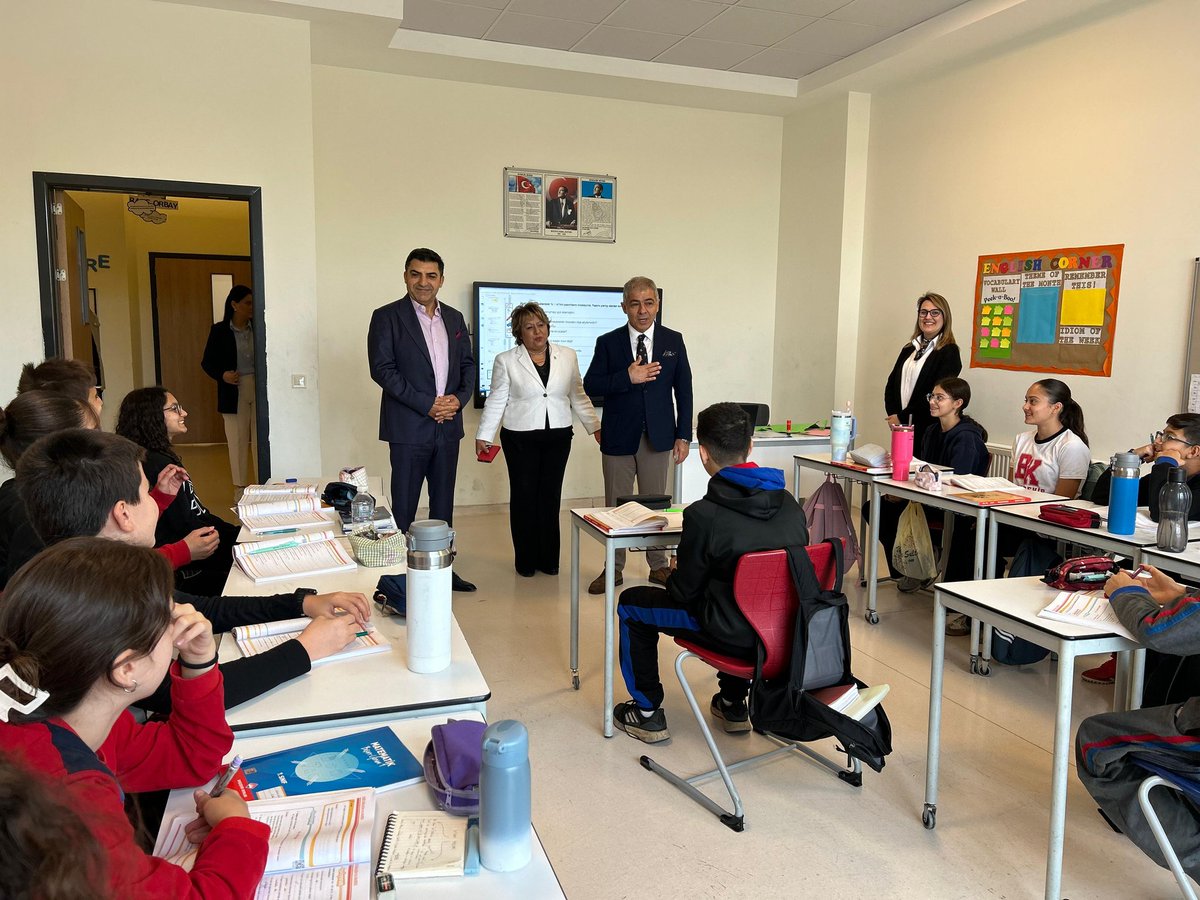 Bugün Genel Müdür Yardımcımız Sayın Savaş Boyar ve Kurucumuz Sayın Fırat Atlıhan okulumuzu ziyaret etti. Öğrencilerimizle sohbet edip hedeflerini dinlediler. Ziyaretleri için teşekkür ederiz. ❤️💙✨

<a href="/EnverYucel/">EnverYucel</a> 
<a href="/koccozlem/">Dr.Özlem Koç</a> 
<a href="/ozgeeasln/">Özge ASLAN</a> 
<a href="/Savas_BOYAR/">Savaş BOYAR</a> 
<a href="/fatlihann/">Fırat atlıhan</a> 
<a href="/nurdanzorer/">Nurdan Gundogdu</a>