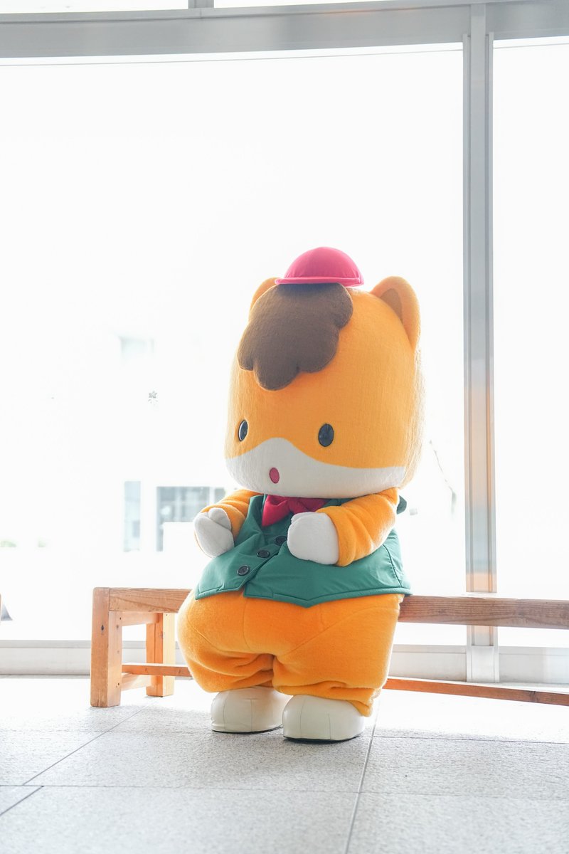 いっぱい食べたら疲れちゃったな…🐴 #ぐんまちゃん #群馬