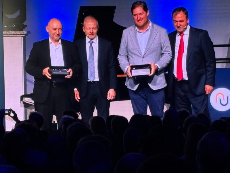 E_Eficiencia's tweet image. Teklit de @Normagrup, Premio Aúna 2025 al Producto Más Innovador

✔️fevymar.com/electroeficien…

#iluminacion #premios #galardones #auna #calefaccion #climatizacion