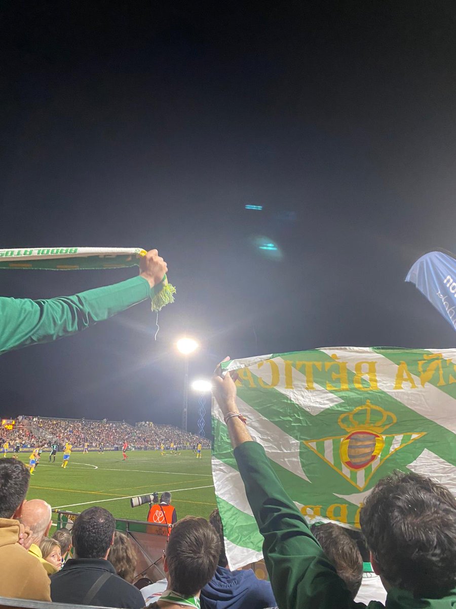Copa del Rey. Atlético Palma del Río- Real Betis Balompié 

Nunca importa el donde ni tampoco el quien.

Amplia representación de los nuestros en la bética localidad de Palma del Río para presenciar la primera ronda de la Copa de Su Majestad el Rey.

A LA COPA, A LA COPA

💚🍻🇪🇸