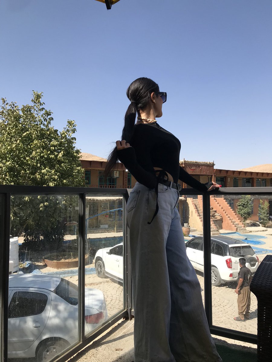 اینم آخر هفته ما🐈‍⬛