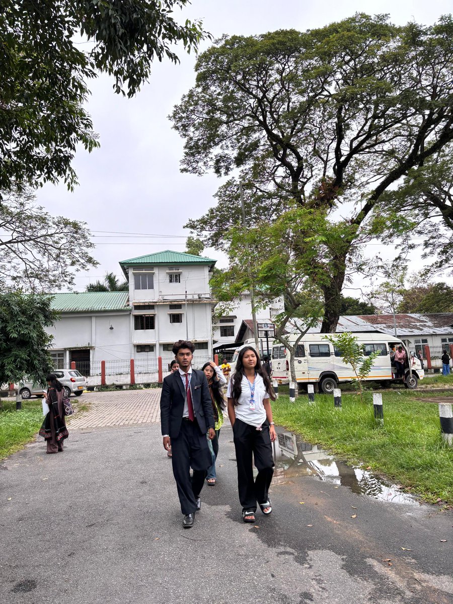 The first stop of the fest ~ the registration desk!

সপোন, প্ৰতিভা আৰু উৎসাহেৰে আলোকিত এই মঞ্চ! 

#GUYouthFestival #GUYouthFestival2025 #যুৱমহোৎসৱ #অসম