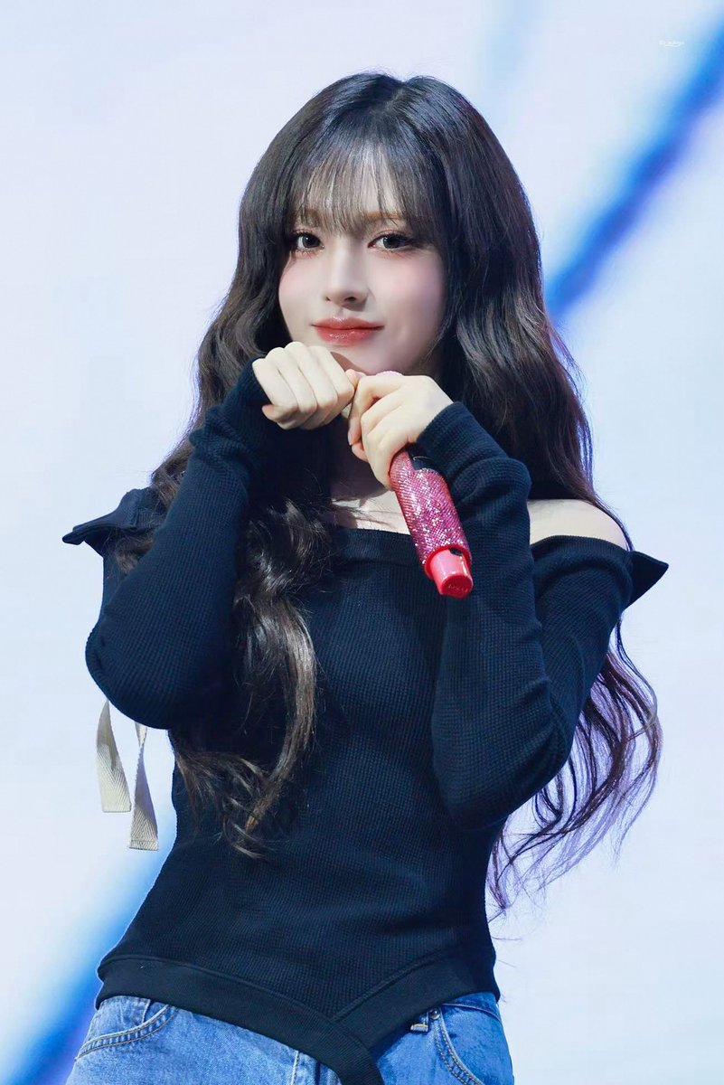251031 sound check
#IVE #아이브 #LIZ #리즈