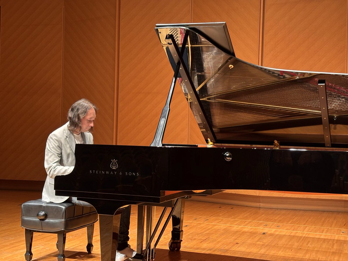 Game Concerts tweet media