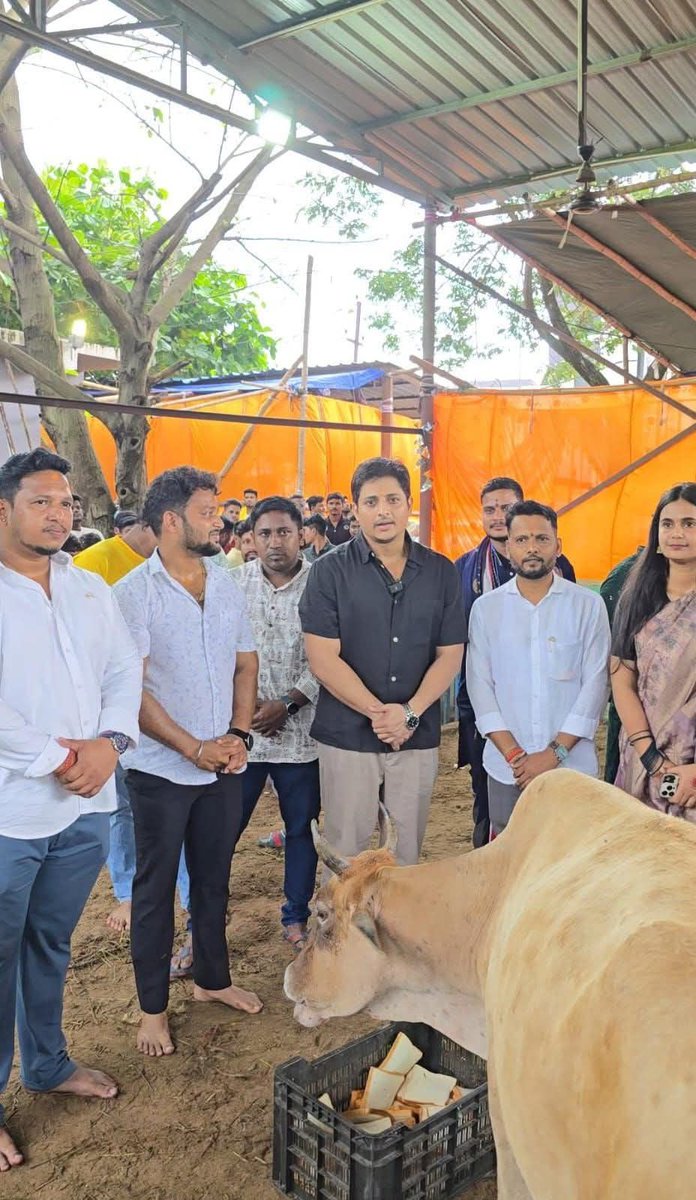 SABYASACHI AMITAV tweet media
