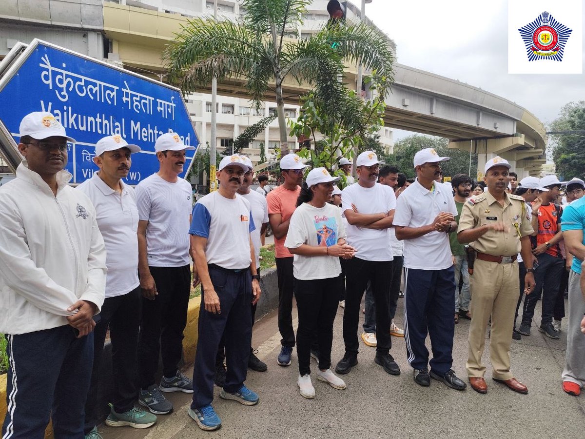जूहू पोलीस ठाणे - Juhu PS Mumbai tweet media