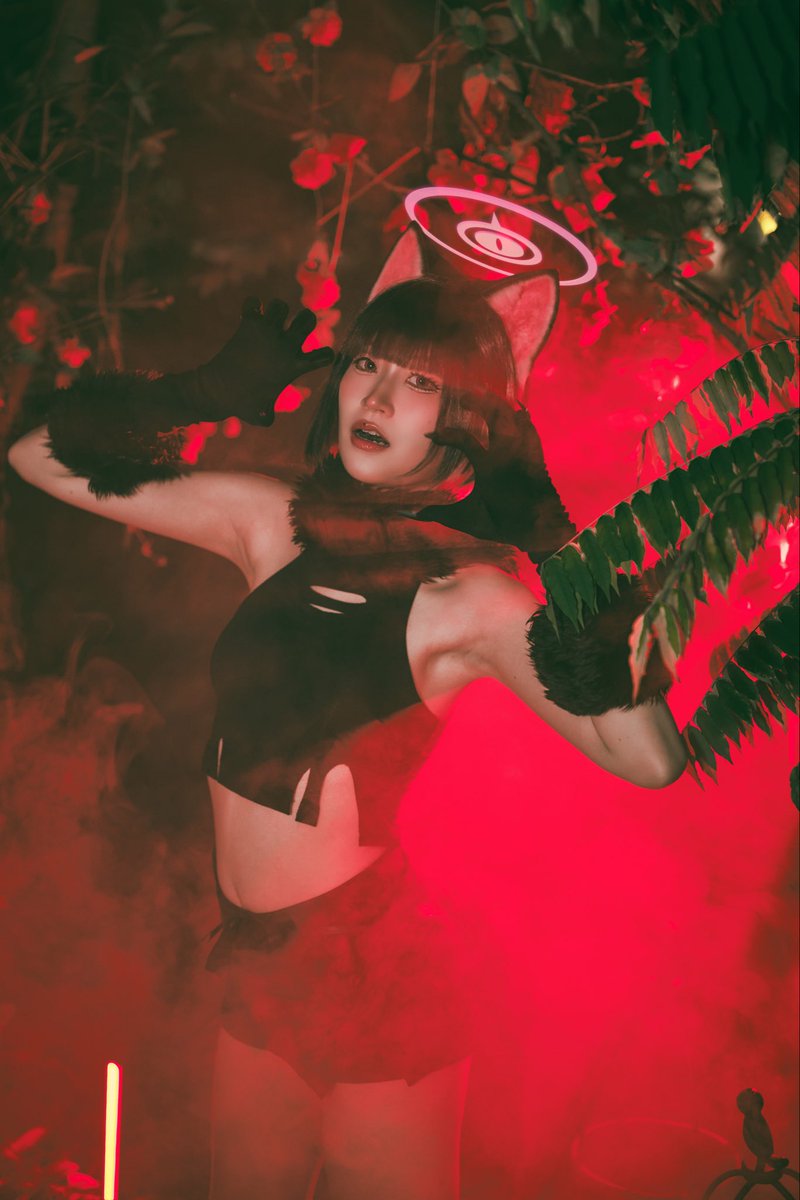Don’t call me Cath Palug! I’m just a werewolf 🐺

📸: <a href="/Nakanol3eta/">1st.#</a> 

#kyoyamakazusa #BlueArchive #BlueArchiveCosplay
#Halloween
#ブルアカ
#杏山カズサ