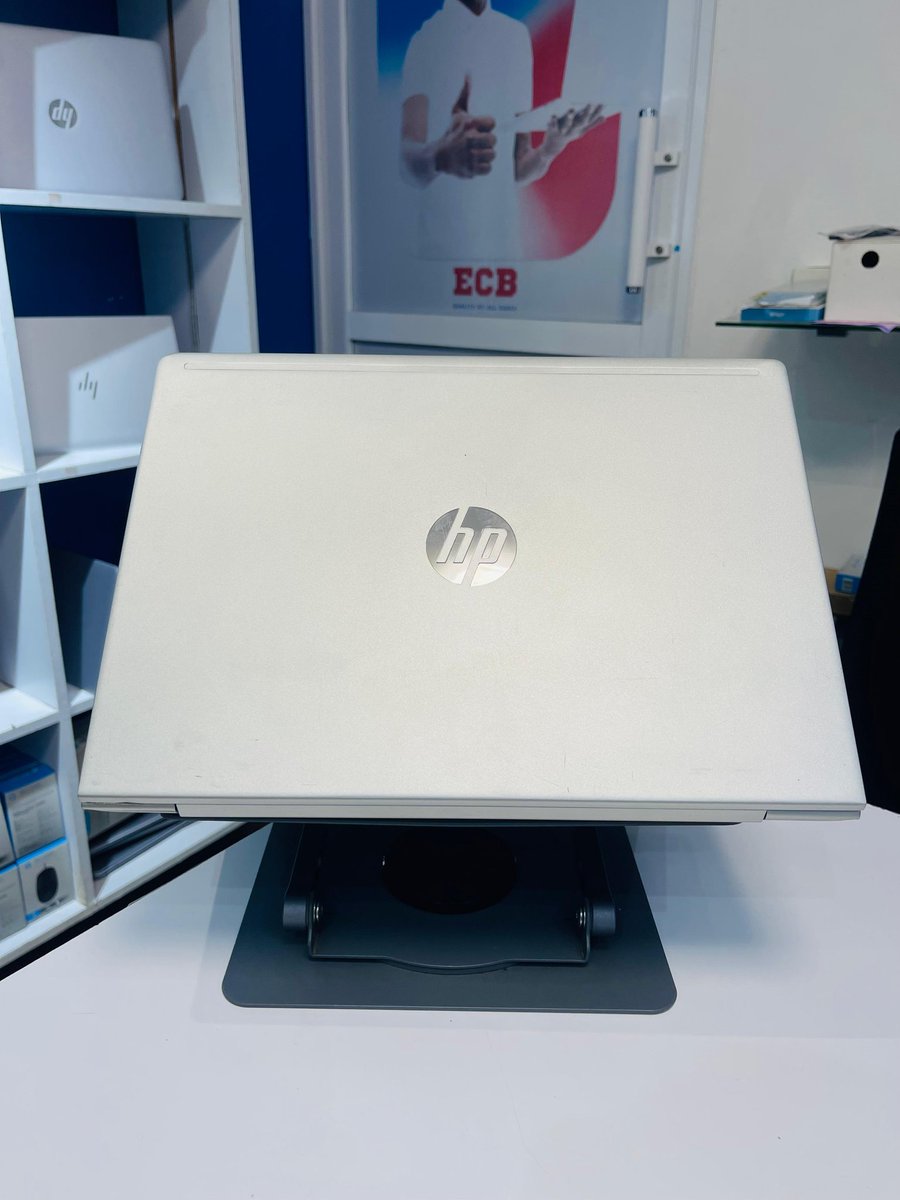 AtwoliiYa's tweet image. Good morning. In stock we have this :
Hp Probook 440 G7 Touch
      10th Generation 
      Processor: Intel Core i5
•RAM: 8GB DDR4-2666
•Storage: 256GB SSD
•Display: 14-inch FHD IPS 
•Graphics: Intel UHD Graphics
•OS: Win 11pro + Ms office
Kes.31,500
DM @ecbtechnologies…