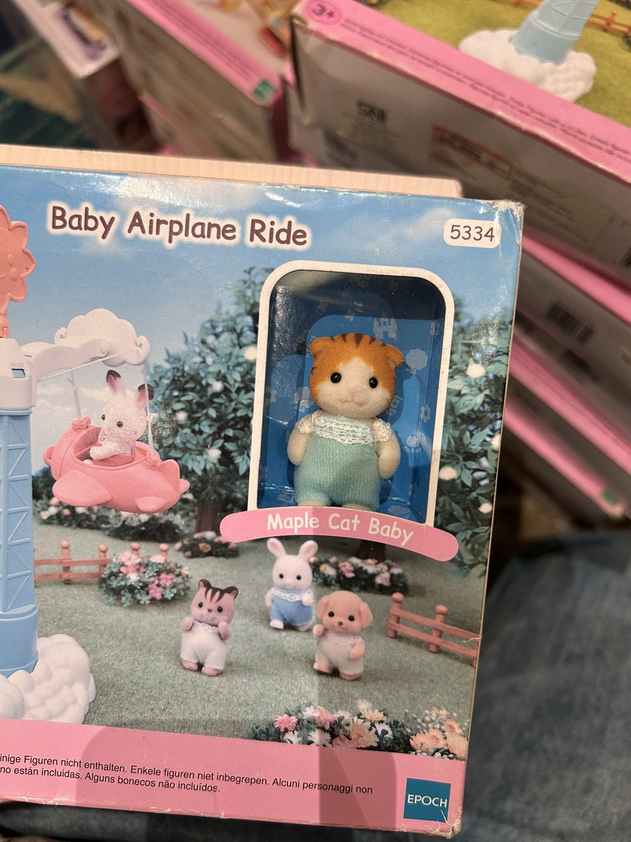 Guys sylvanian family maple cat baby 170k inc. jastip fee

Langsung DM aja tinggal 2 pcs 😭😭