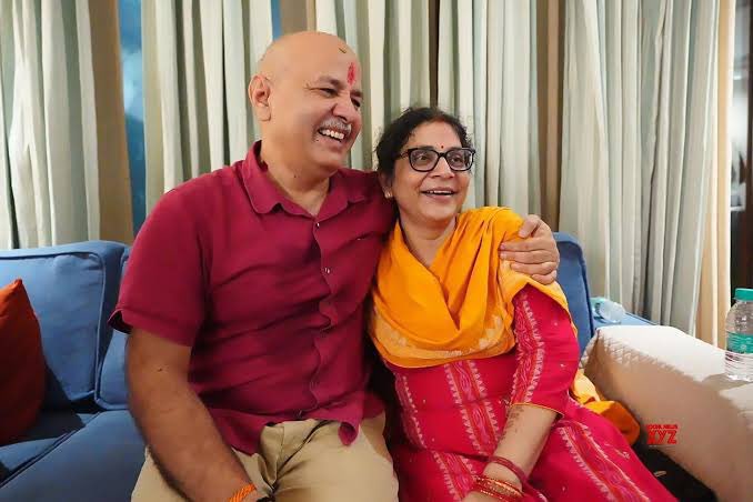 शिक्षा के माध्यम से देश को नई दिशा देने वाले श्री मनीष सिसोदिया जी और श्रीमती सीमा सिसोदिया जी को शादी की सालगिरह की हार्दिक शुभकामनाएं।💐

आपका एक-दूसरे के प्रति समर्पण और जीवन के प्रति सकारात्मक दृष्टिकोण हम सबके लिए प्रेरणादायक है।
ईश्वर से प्रार्थना है कि आपका जीवन सदैव