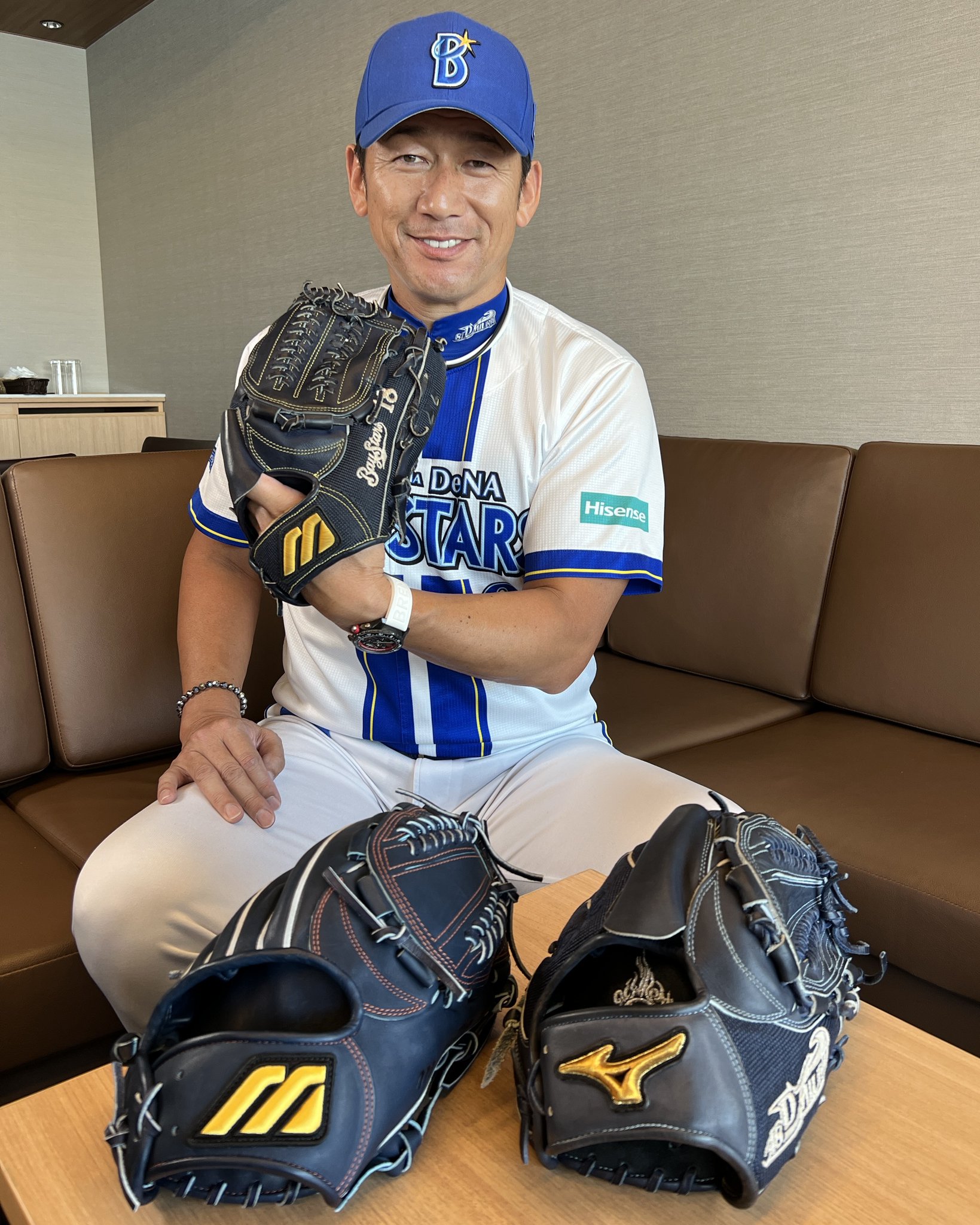 【ベイスターズ】Mizuno Pro 硬式グローブ サイン入り【三浦大輔】 G4kDhhRa8AE1It6.jpg:large
