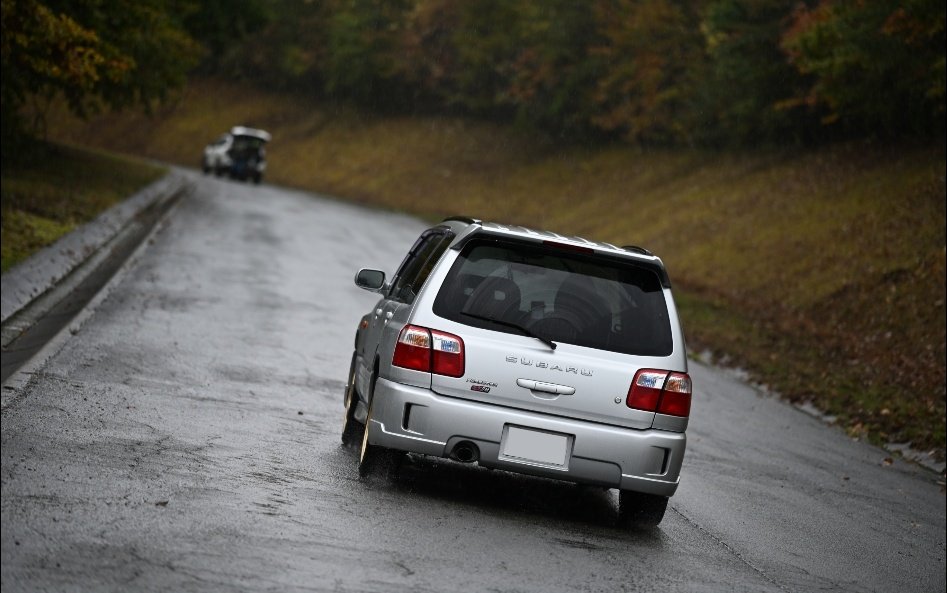 imocci2's tweet image. お写真ありがとうございます！
気がついたらSTIコンプリートカー2台並び入場でした😅
@yoh3san 
@aki_sk9 
#福島フォレスターオフ2025