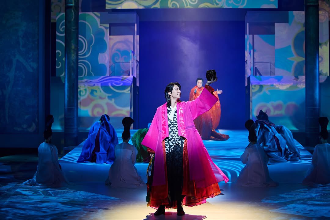 4avorite_HL's tweet image. 서울예술단 창작가무극 &amp;lt;전우치&amp;gt;🪭

🔗 instagram.com/p/DQdf5Dpks0S/

#하이라이트 #HIGHLIGHT #비스트 #BEAST 
#손동운 #SONDONGWOON