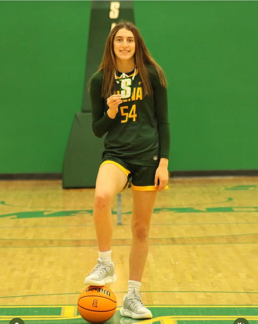 #7 Ranked 2028 SF Lily Richelson takes visit to Siena. <a href="/PGHWashington/">Prep Girls Hoops Washington</a>
