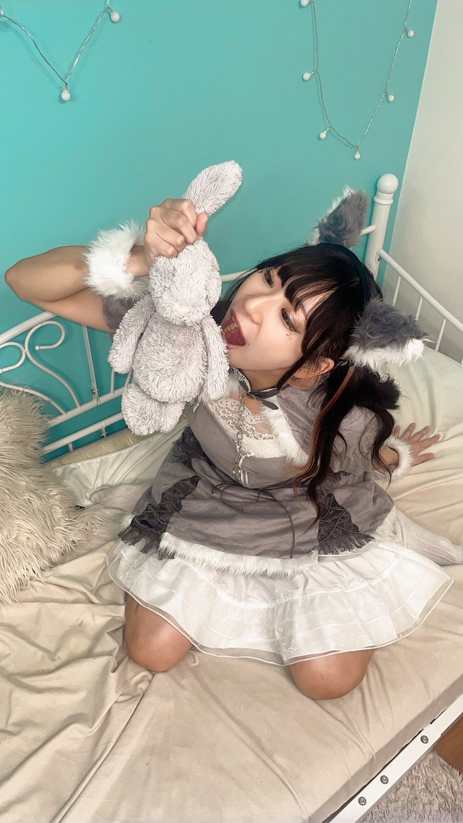 23歳一般成人女性狼の貴重な捕食シーンがこちら