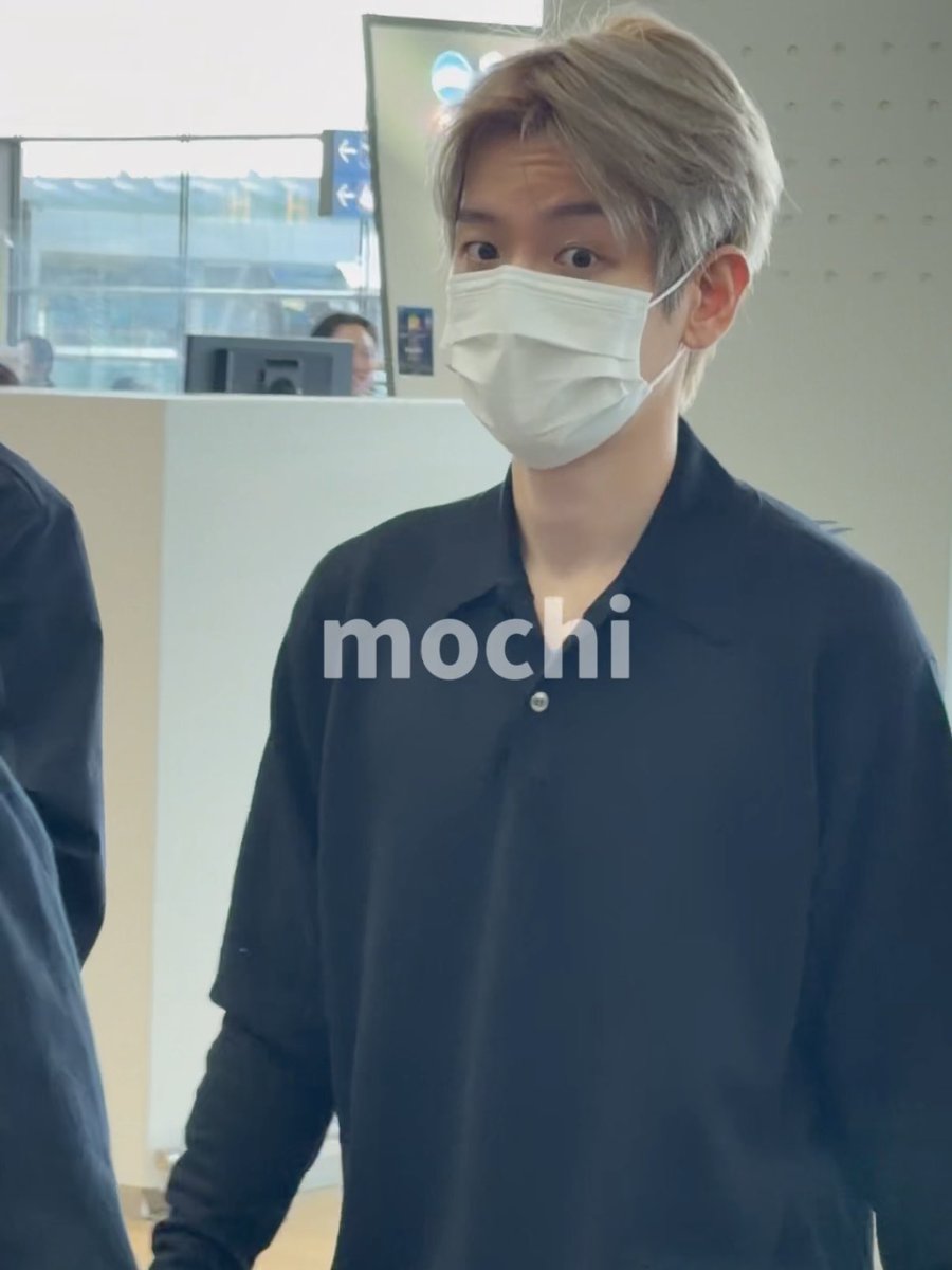 mochi__ooa's tweet photo. 뭘봤길래 #백현 https://t.co/MzNcxUI8TW