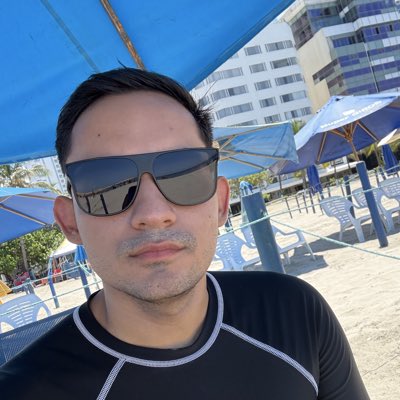 ernyfernandez93's tweet photo. #NuevaFotoDePerfil https://t.co/uiwhEHHO2M