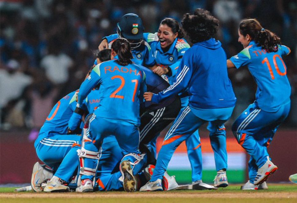 VenkyMama's tweet image. What a wonderful performance by Team India! Chasing down a record score in a semifinal is no small feat. A great knock from Jemimah, backed brilliantly by Harmanpreet, Richa, and Deepti. We’re so proud of you girls, now go bring that trophy home! 🇮🇳💙

#CWC25 #INDvAUS