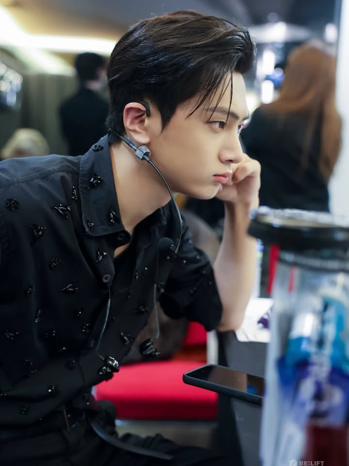 ENJAYVERSE's tweet image. [📱] INSTAGRAM POST • 251031

HANLIMTV (@.hanlimtv) Instagram update with ENHYPEN — #JAY Cut 🐈‍⬛

“ENHYPEN, which includes Hanlim Arts High School Practical Music Department 11th class #JUNGWON, Practical Dance Department 11th class #JAY, and #SUNOO, successfully concluded their…