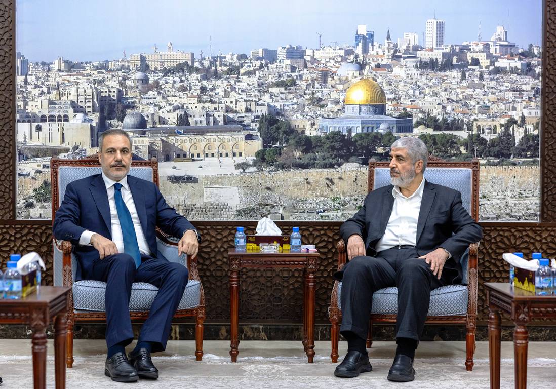 MENA_WATCH's tweet photo. Neue Umfrage: Hamas liegt unter Palästinensern klar vorne. Auch nach zwei Jahren Krieg unterstützt eine Mehrheit der Palästinenser die Hamas und befürwortet das Massaker vom 7. Oktober 2023. (Gastautor)
https://t.co/kadangV9jM https://t.co/uUWYC9a297