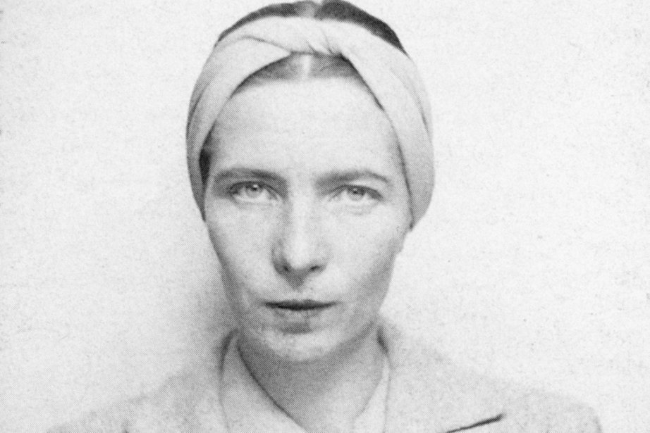 «Несешь в одиночку эту хрупкую конструкцию, собственную жизнь, а угрозам нет числа». Симона де Бовуар (1908—1986), писательница, философ.