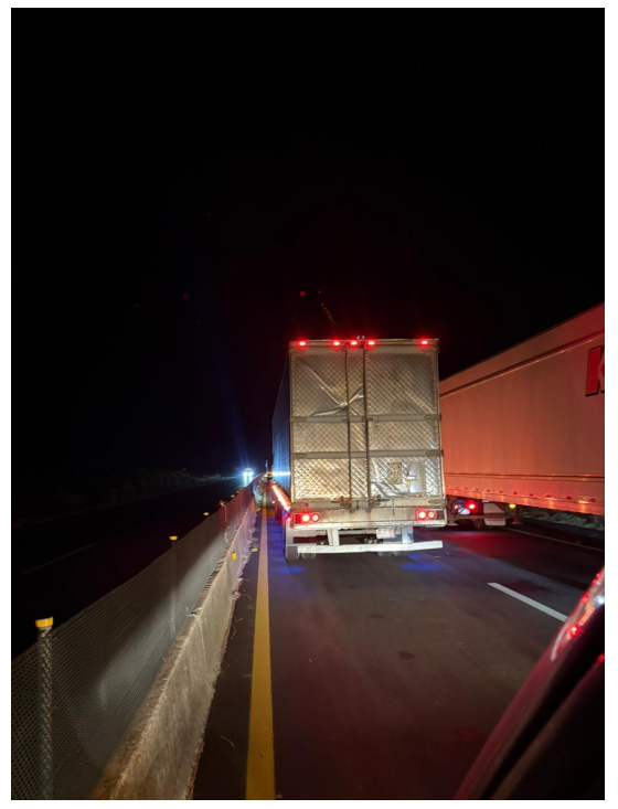 Buen dia 

Saben el motivo del ALTO TOTAL en Autopista Lagos De Moreno - Zapotlanejo 1, 45470 Acatic, Jalisco, Mexico
Coordenadas:20.73362, -102.91873 ???
<a href="/CAPUFE/">CAPUFE</a> <a href="/GN_MEXICO_/">Guardia Nacional</a> <a href="/GN_Carreteras/">Guardia Nacional Carreteras</a> <a href="/Thermokineros/">Thermokineros De ❤ corazón Oficial</a> <a href="/Kikooman83/">KIKOMAN</a>