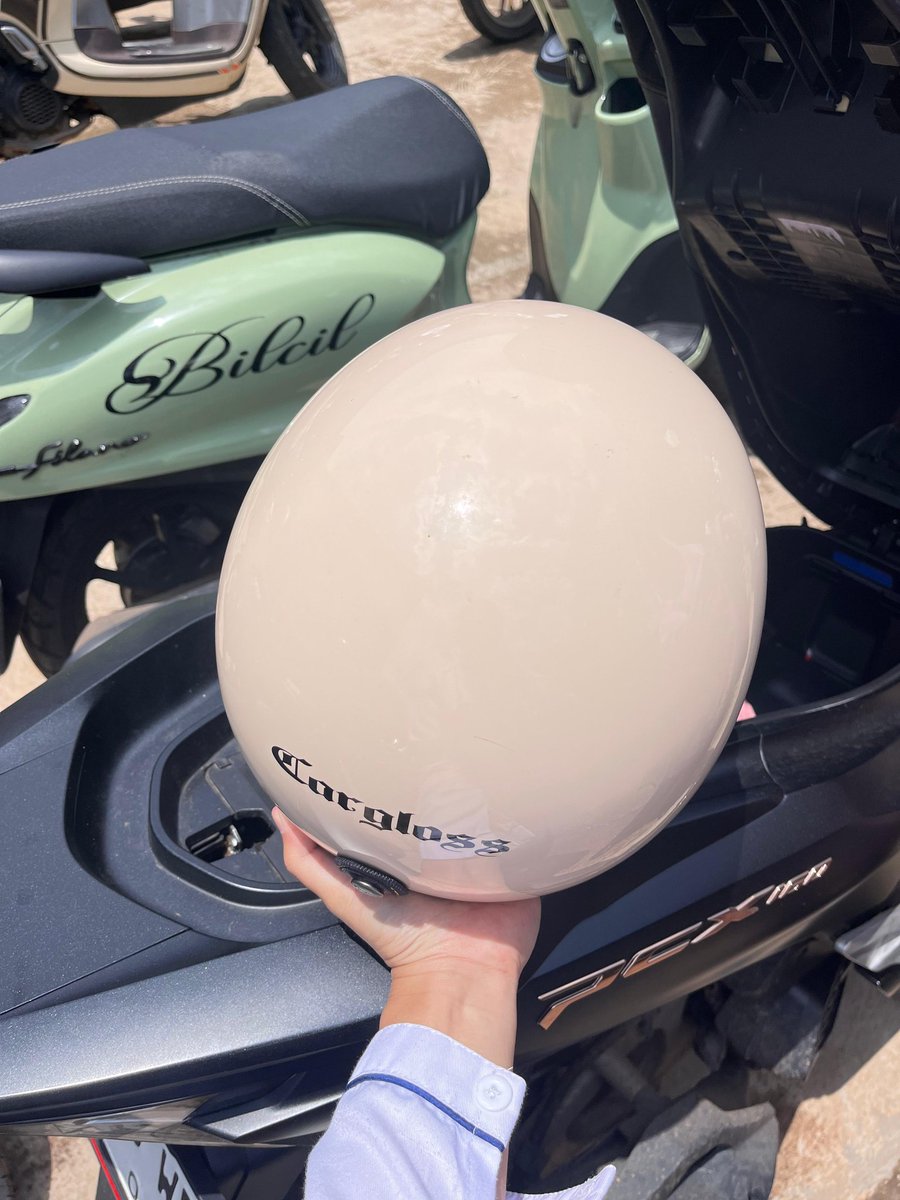 Nice pineapple tweet media