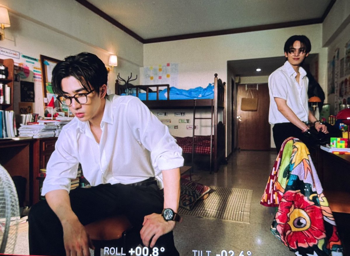 MT9397B's tweet image. โซลาร์ได้แฟนเป้นหนุ่มแว่นตั้งแต่มหาลัย หนูไปหามาจากไหนแบบนี้😭😭😭😭😭😭😭😭