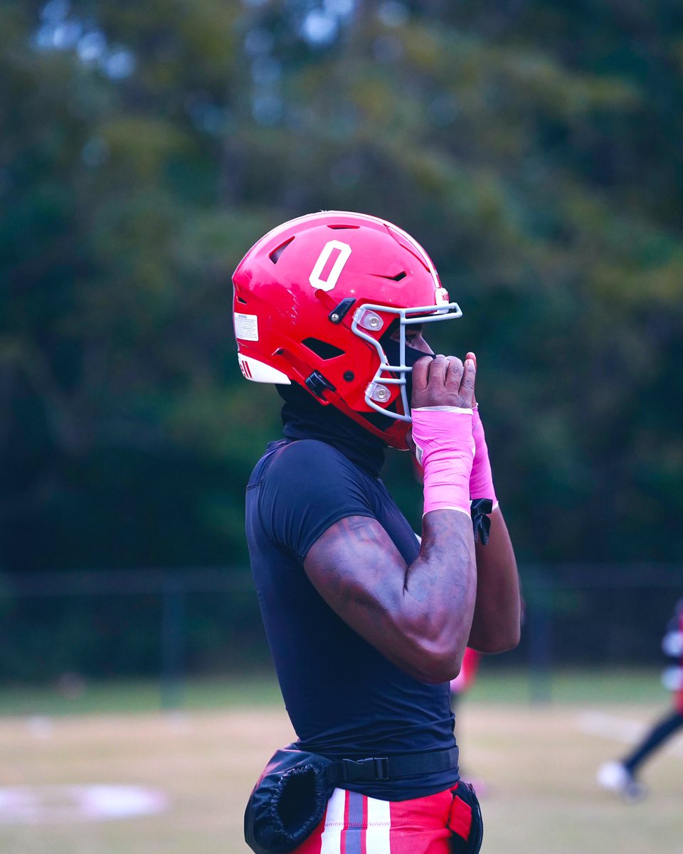 ModYaboi's tweet image. #AGTG Sr Night💔 9-1 Regular Szn Over But Played With Everything I Had !🙏🏾
hudl.com/v/2T7EGj