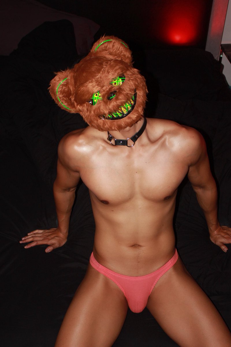 Gusment12's tweet photo. หมีปะ 🐻

#halloween #halloweenparty #halloween2025 https://t.co/DeZ8FugmRm