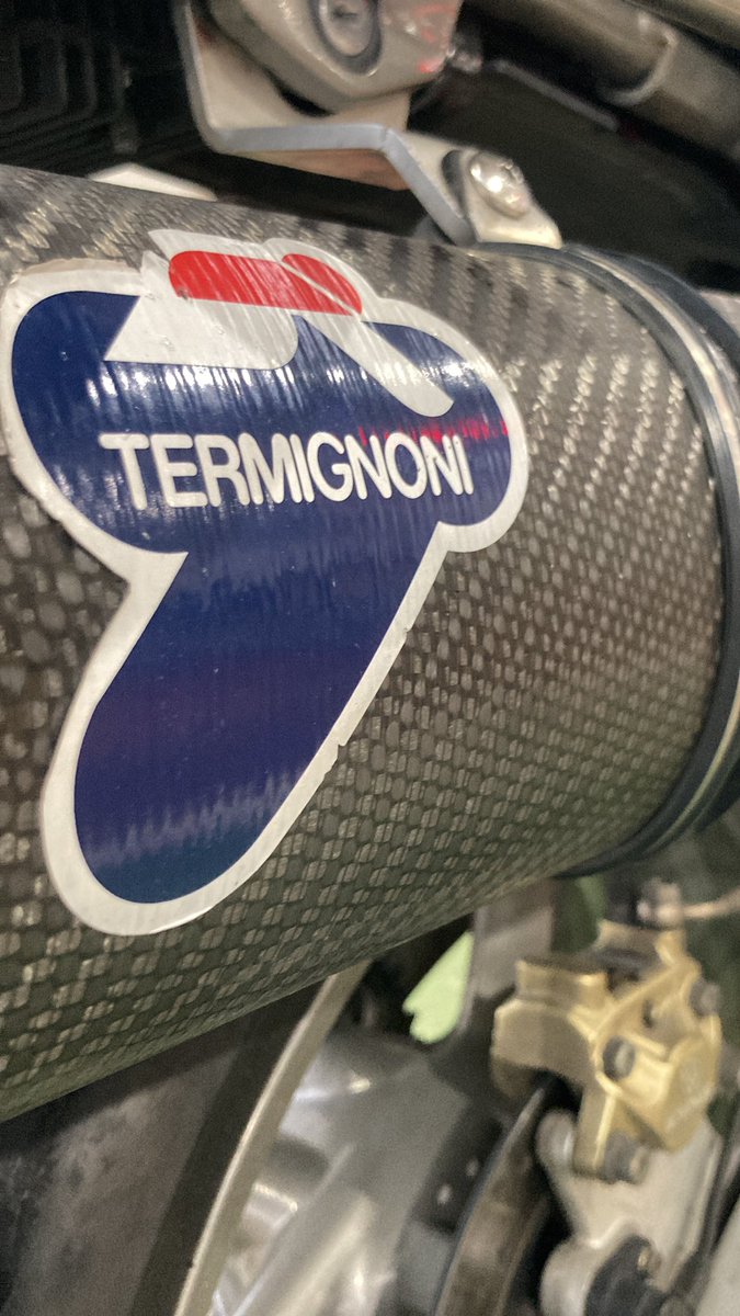 ドゥカティ…午後イチで車検です。
音量落ちてやり直し…

ん〜テルミさんダメですね。