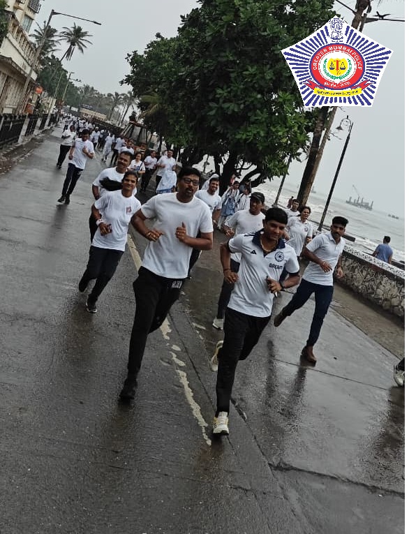 वांद्रे पोलीस ठाणे – Bandra PS Mumbai tweet media