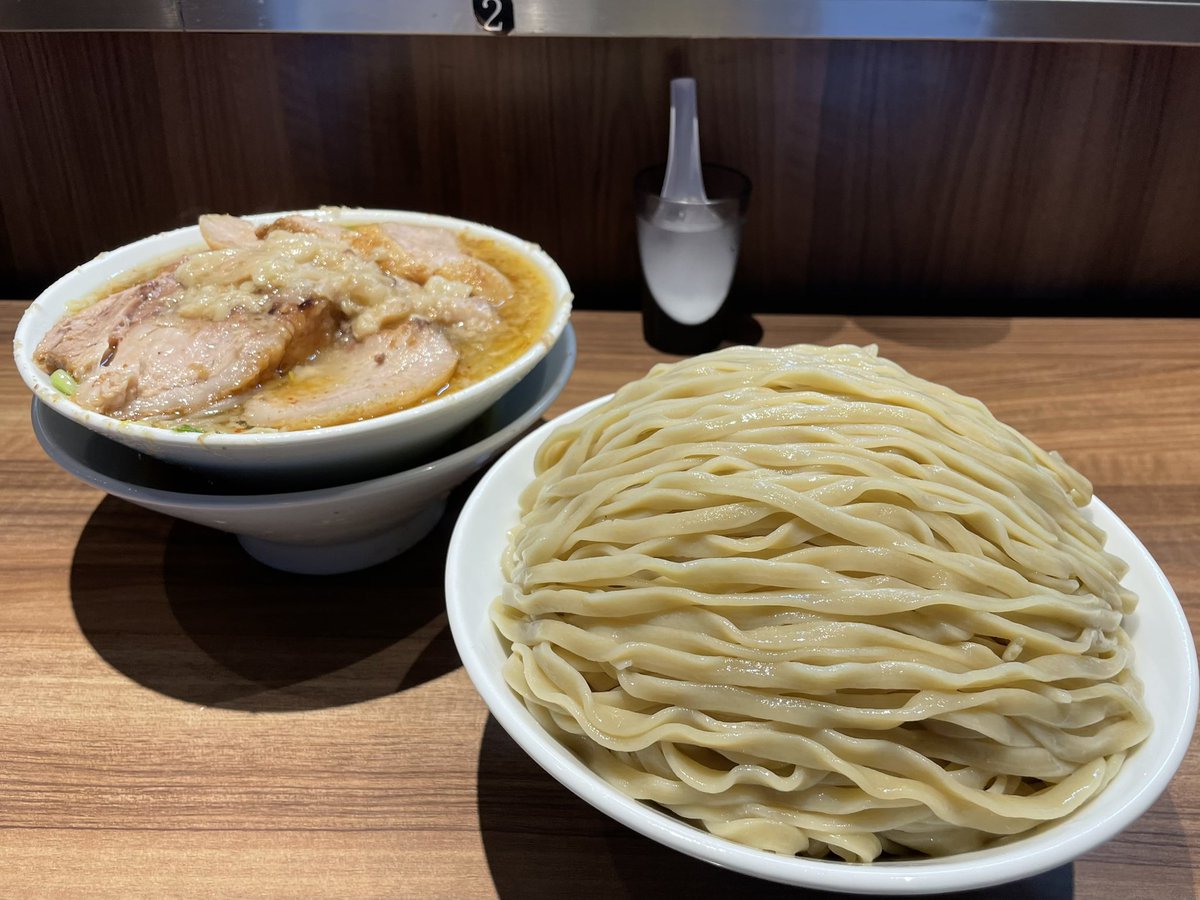 ラーメン好き らぁ麺が好きすぎる人(ゆーき)🍜《大阪ラーメン・東京ラーメン
