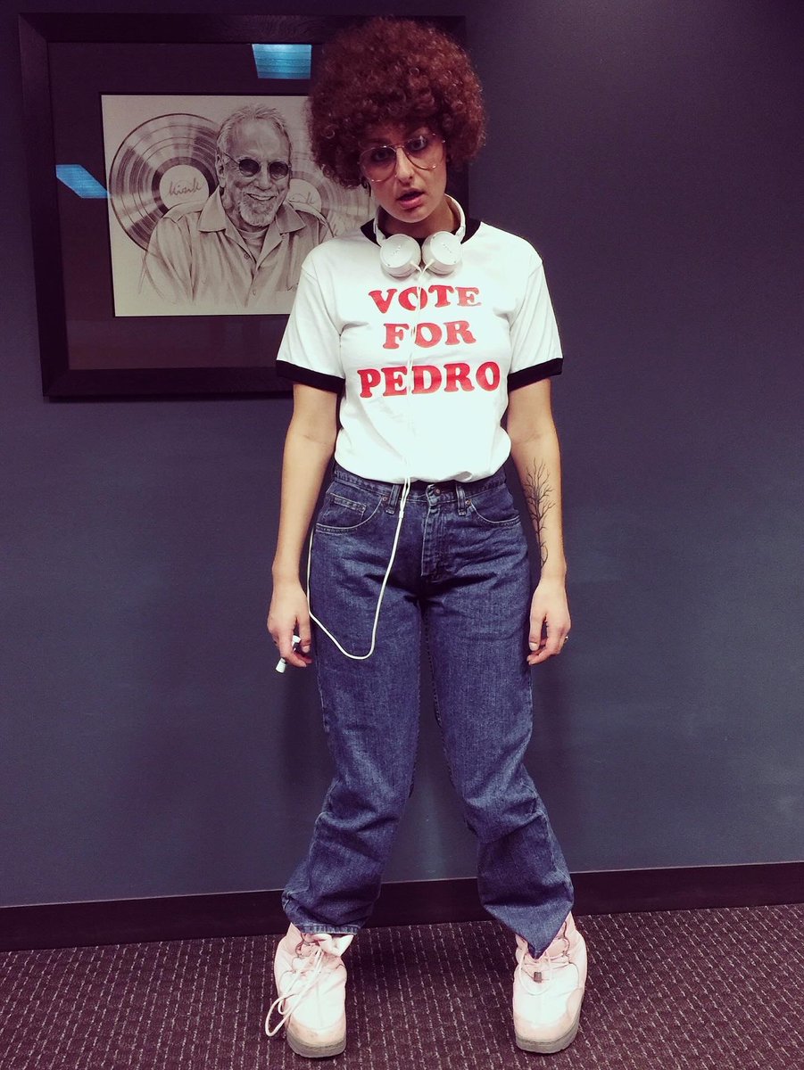 dudeitsice's tweet image. #ICEstumes over the years..🤘🏼😎

#Halloween is my favorite, dude. Stay safe and have FUN tomorrow, #ICEcubes, and I’ll catch you hostin’ #Fremont’s #CostumesUnderTheCanopy contest.. can’t wait to see what you create, #Vegas! $5,000 going to 1st place! 👻🤑🎃🧊 #halloweencontest