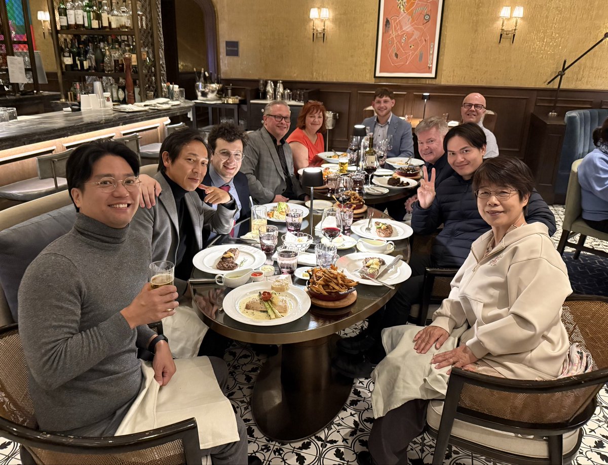 RobHoey1's tweet image. We had a fantastic time at the NFDA Convention in Chicago. Funeral Support Services was joined by our business associates from Japan. #funeralsupportservices #nfda2025 #funeraldirector #embalmer #genelyn #repatriation #エンバーミング #海外搬送 #葬祭ディレクター