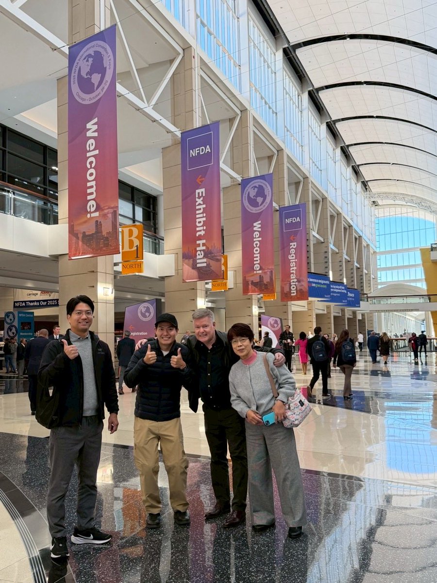 RobHoey1's tweet image. We had a fantastic time at the NFDA Convention in Chicago. Funeral Support Services was joined by our business associates from Japan. #funeralsupportservices #nfda2025 #funeraldirector #embalmer #genelyn #repatriation #エンバーミング #海外搬送 #葬祭ディレクター