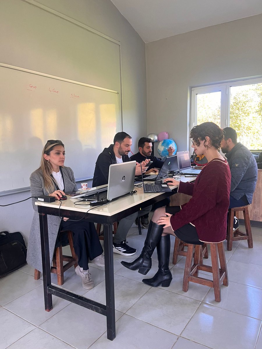 4006 TÜBİTAK Bilim Fuarları Destekleme Programı  Başvurusu Öncesi Öğretmenler Toplantısı Yapıldı