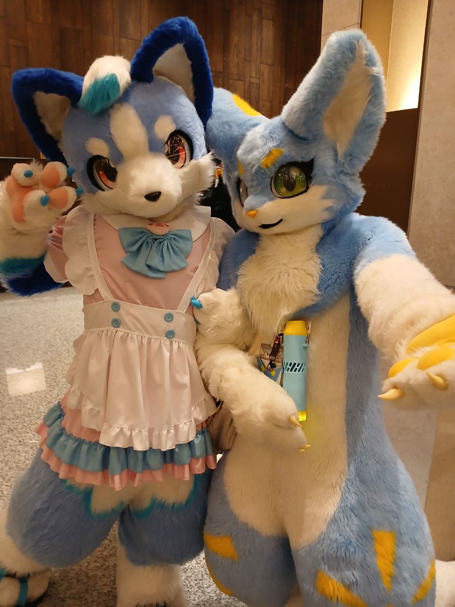 Topaz168tm's tweet photo. 今年不能去無限唯有看看舊照片了
#FursuitFriday https://t.co/TiyoLGS8xn