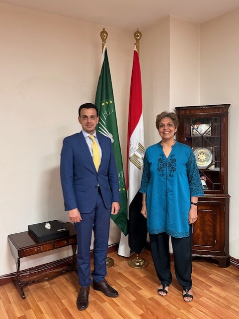 UNESCO_Addis's tweet image. 🤝@RBissoonauth met with H.E. Dr. Obadia Eldandarawy @EgyInAddis to strengthen collaboration on culture, women in science and Équations Nomades. Together, we work to deliver on #UNESCO’s mandate across the continent. 🇪🇬#Agenda2063 #ScienceDiplomacy #WomenInSTEM #EquationsNomades