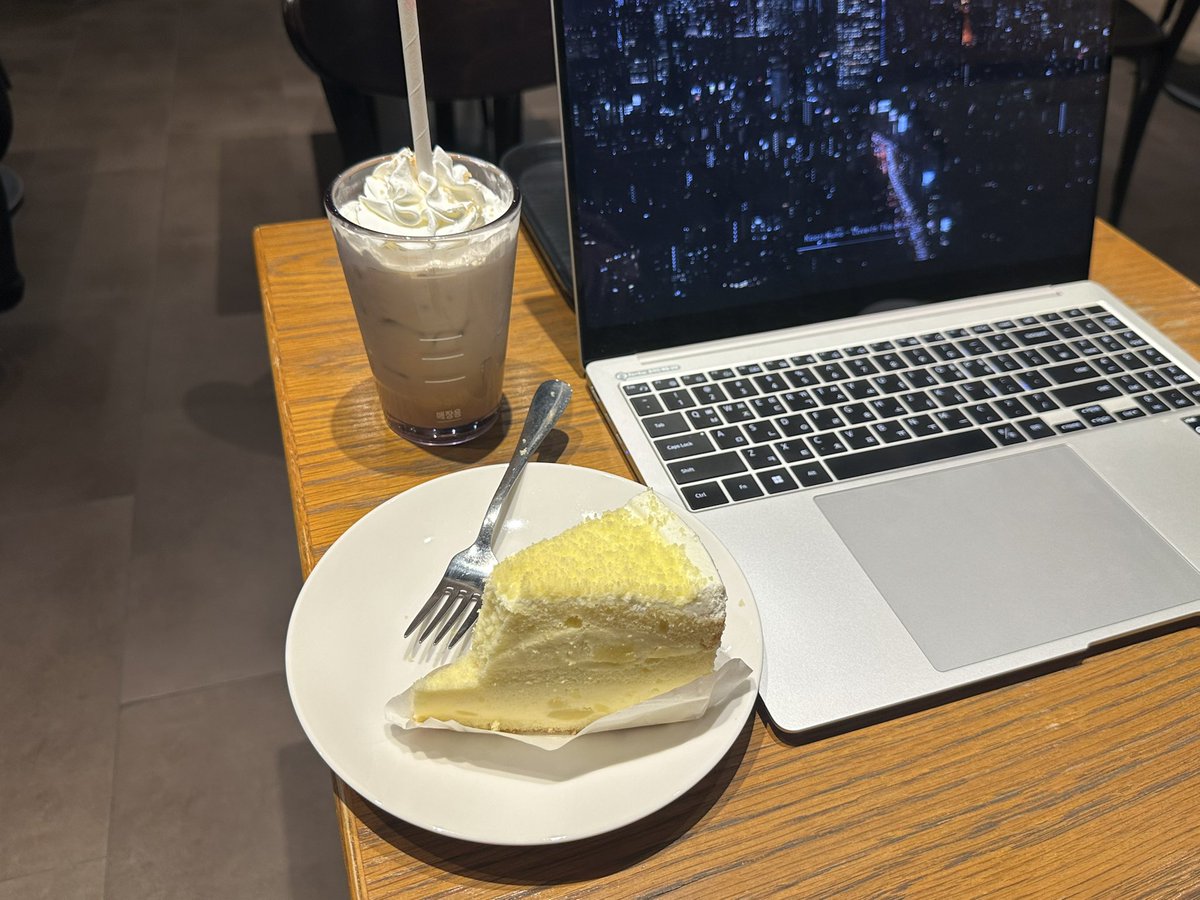 토피넛라떼 맛힛다🫰🫰