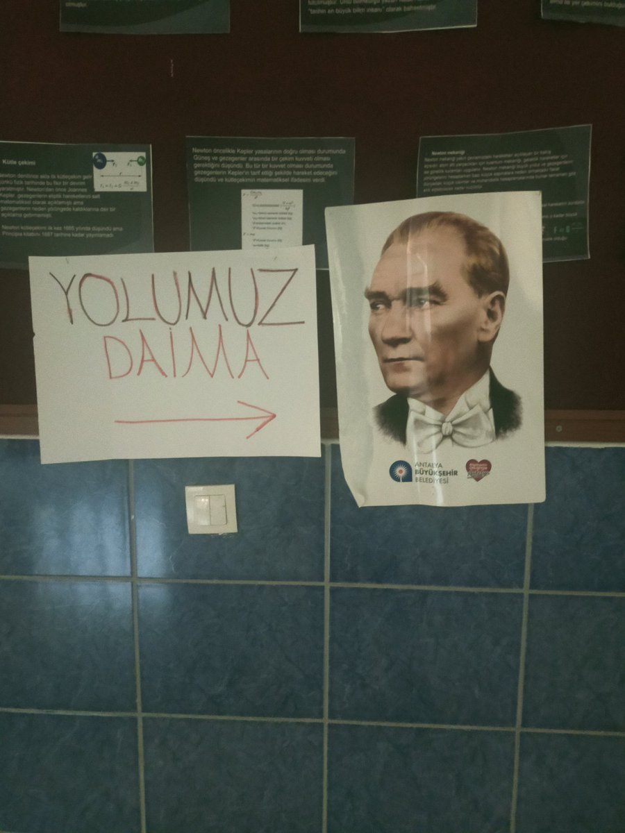 Recebin bayrağından sonra okulum🇹🇷