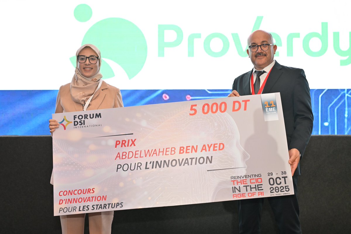ForumDSI's tweet photo. Cérémonie de clôture et Prix StartupsOctomiro
#forumdsi2025 #InnovationAfricaine #TransformationDigitale #Comores #Tunisie #AfriqueDigital https://t.co/udACYU7dV4