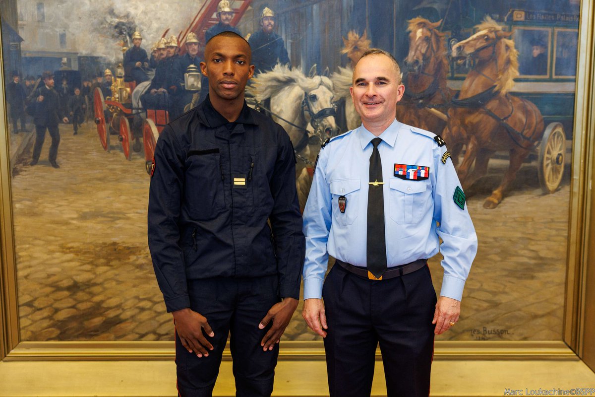 PompiersParis's tweet image. 🔥 Pour la première fois depuis plusieurs années, la brigade de sapeurs-pompiers de Paris accueille un lieutenant ivoirien en formation initiale des officiers !

Le lieutenant Aké, du groupement de sapeurs-pompiers militaires de Côte d’Ivoire, suit le module « chef de garde…