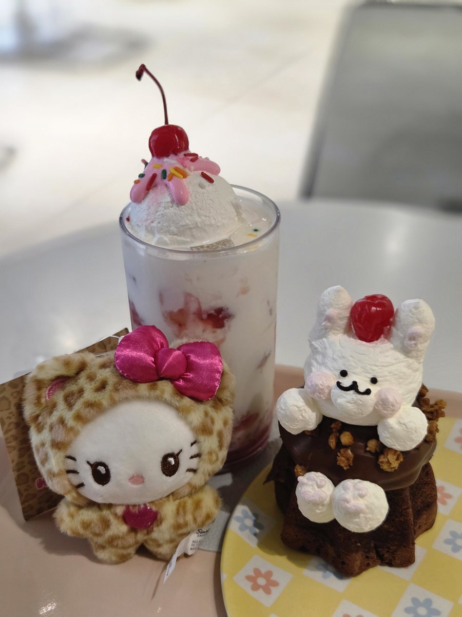 이령모롤 tweet media