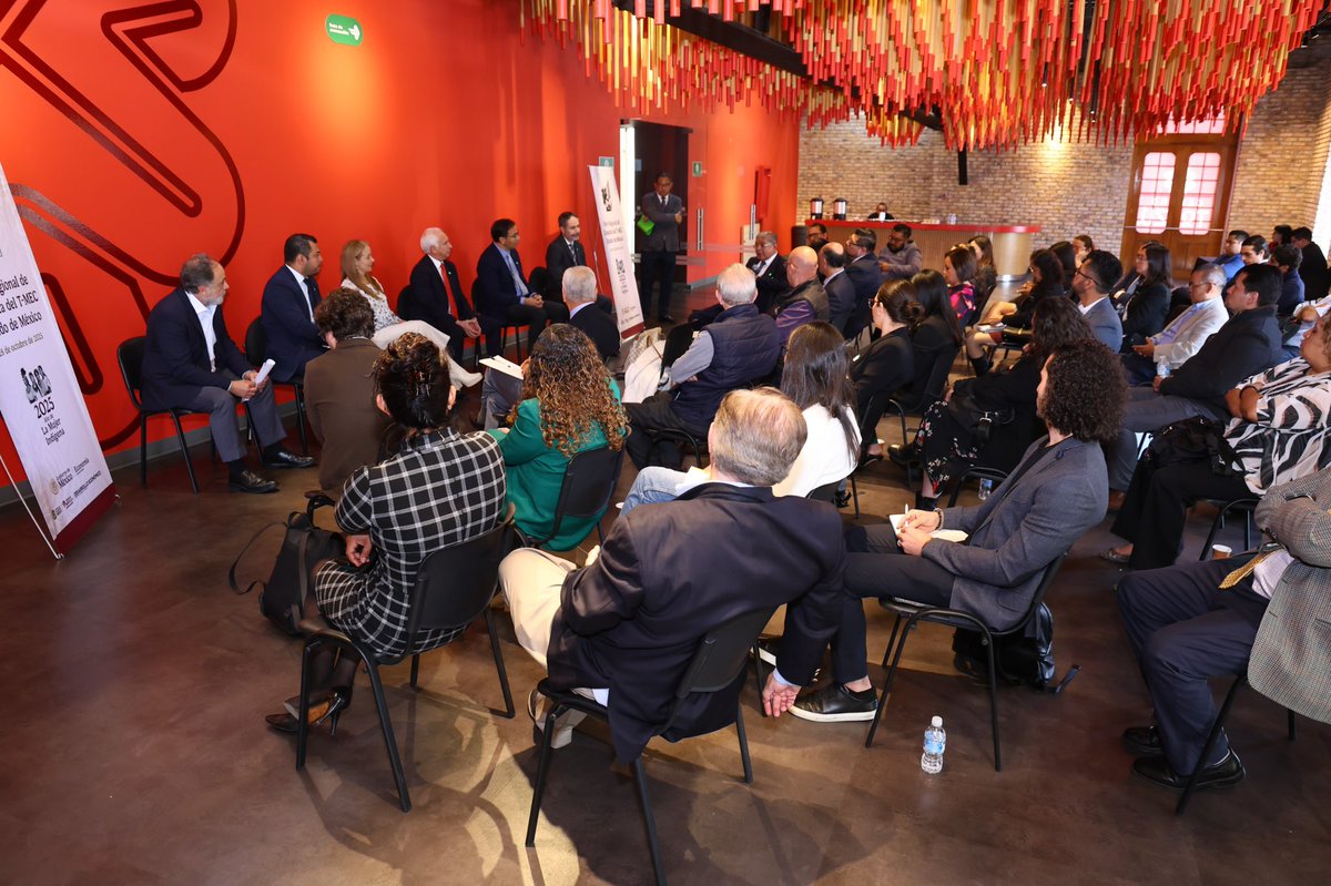 Así se vivió el Foro de Consulta TMEC en el Estado de México con la participación de sectores industrial, comercial, agropecuario y académico. 

Unimos esfuerzos con la Secretaría de Economía Federal para que la voz del Edomex se escuche y se considere dentro del posicionamiento