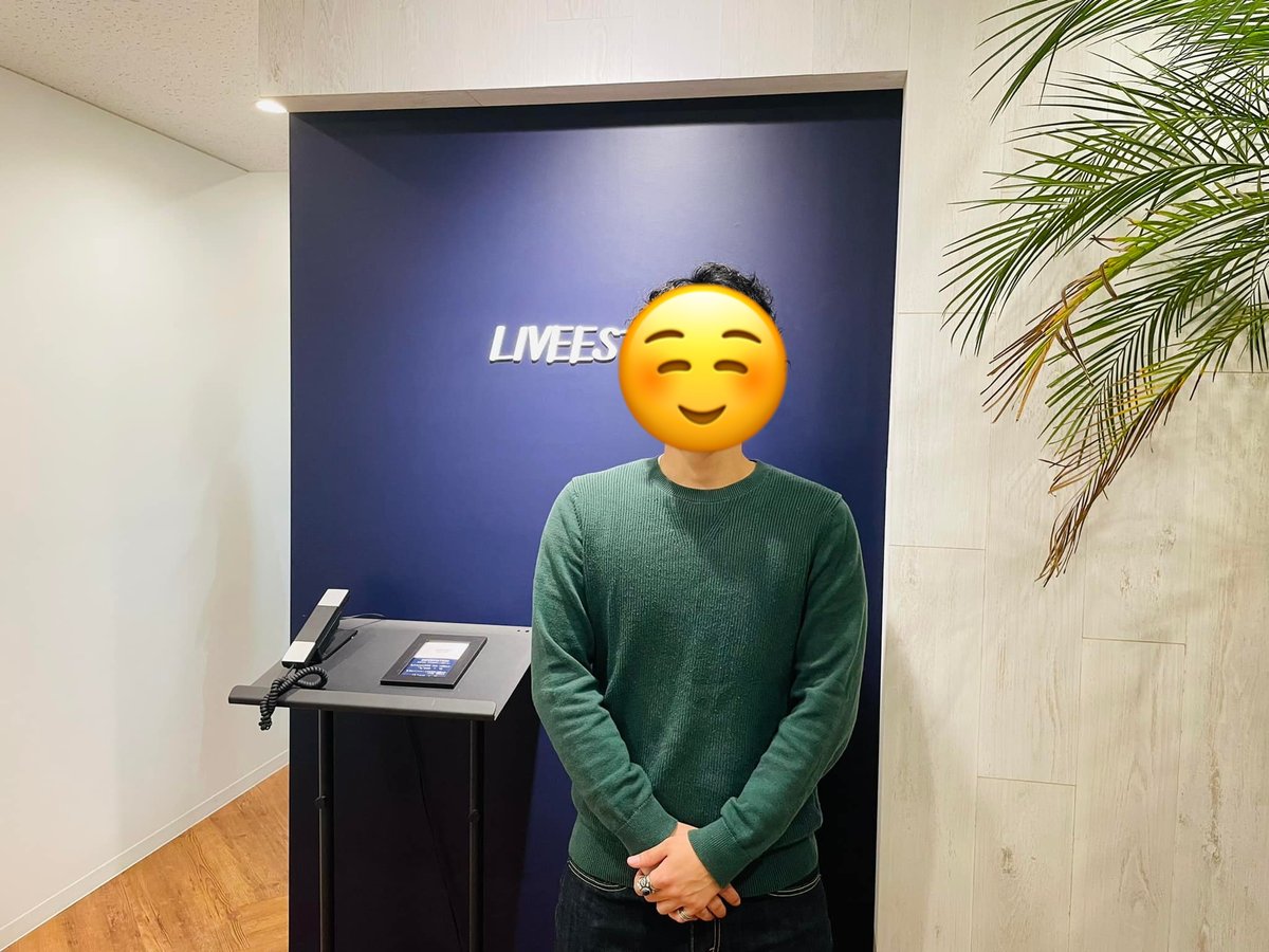 LIVEEST_inc's tweet image. 【参画から半年のエンジニアさんをご紹介】
Pythonの開発案件に参画中のエンジニアさんが、久しぶりに帰社してくれました😊現場は忙しく大変とのことでしたが「希望していた案件で日々技術力が上がってるのを実感出来ます!」との嬉しい報告も👏#エンジニア募集  #エンジニア採用 #Python