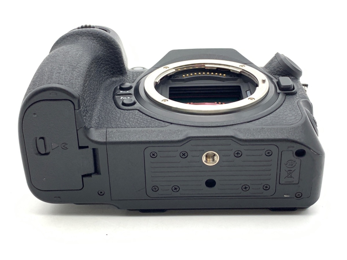 週末セール開催中‼️／ 【中古】ニコン Z8 ボディ プロも認めるZ