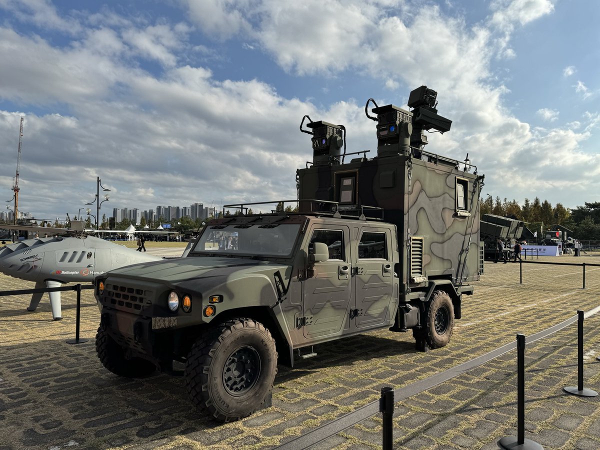TheVanguard_Ir's tweet image. سامانه ضد پهپادی(CUAS)شرکت Hanwha در نمایشگاه #ADEX2025