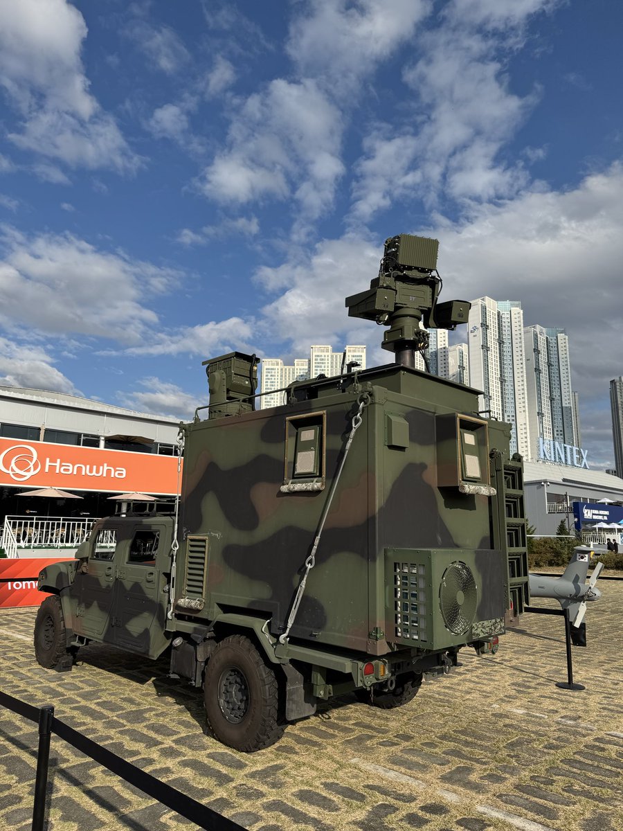 TheVanguard_Ir's tweet image. سامانه ضد پهپادی(CUAS)شرکت Hanwha در نمایشگاه #ADEX2025