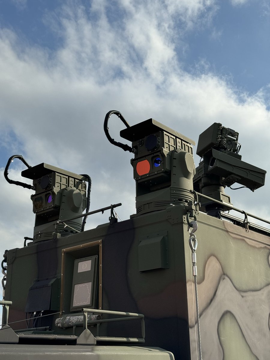 TheVanguard_Ir's tweet image. سامانه ضد پهپادی(CUAS)شرکت Hanwha در نمایشگاه #ADEX2025